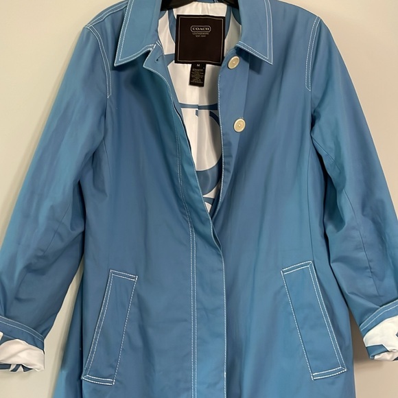 Coach - Picture 4 of 8